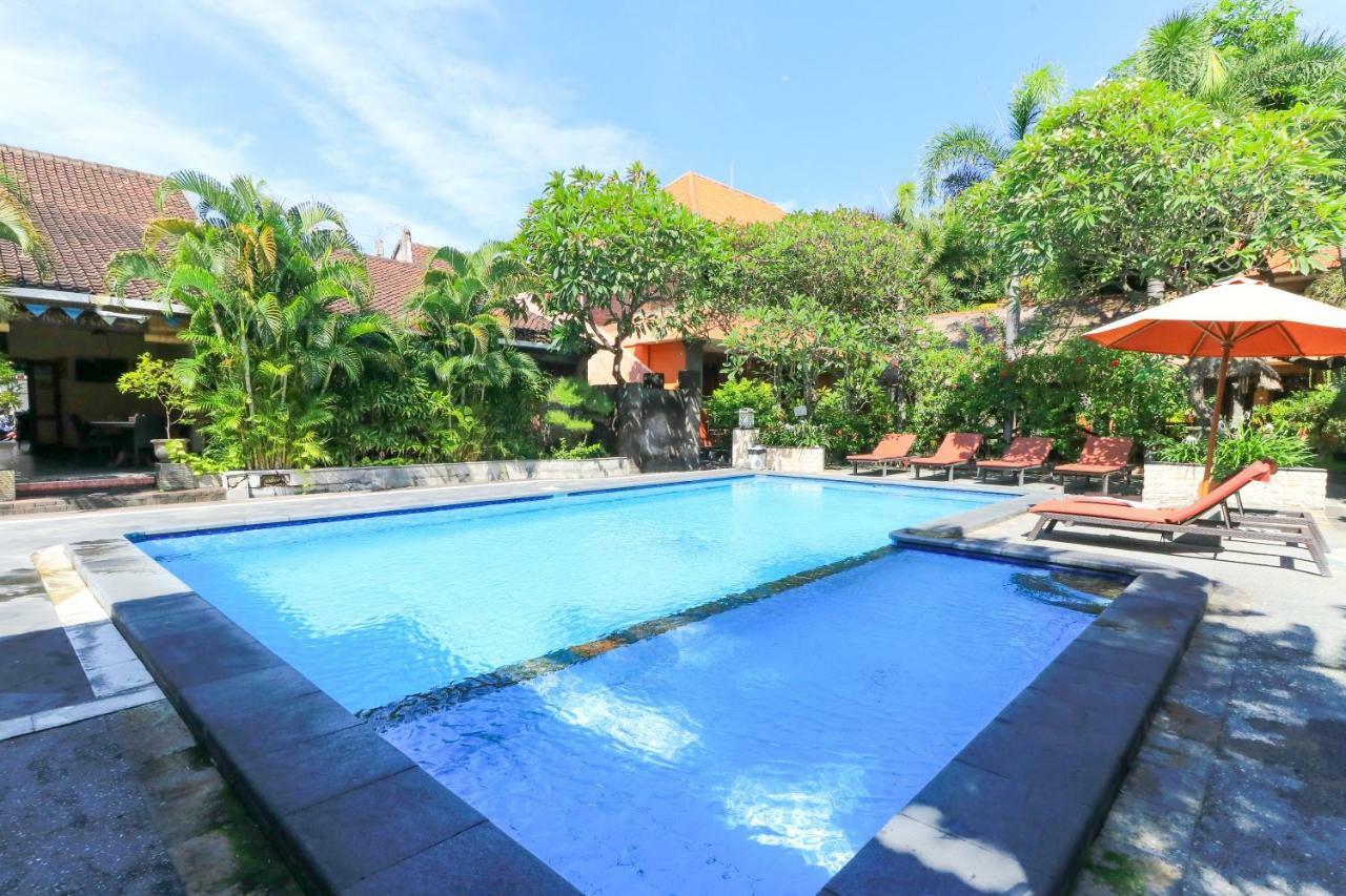 Kedin'S Inn Seminyak Exterior foto